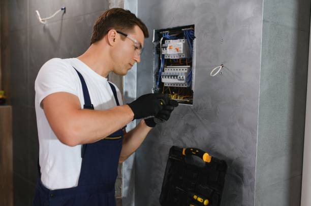 Best Circuit Breaker Repair  in Baxter Estates, NY